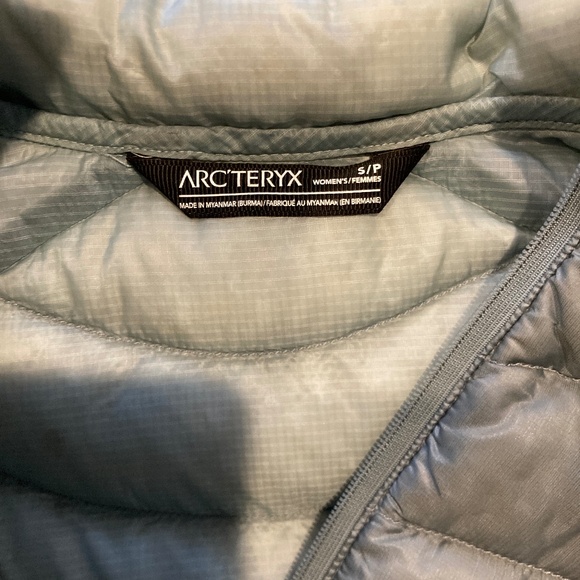 Arc'teryx Hooded Down Jacket / S - Picture 5 of 6
